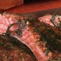 Cá hồi Na Uy chứa nhiều chất gây ung thư?