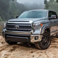 Xe bán tải Toyota Tundra 2015 đặc biệt cho "cao bồi miền Tây"