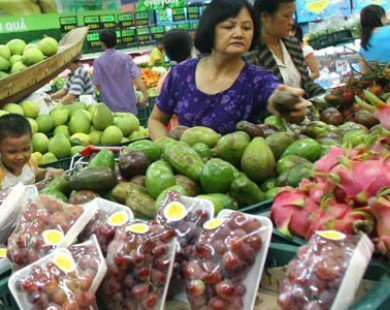 Lo trái cây nhập khẩu tẩm chất độc, nhiều người ngừng ăn