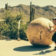 Du lịch cùng…quả bóng tinh hoàn