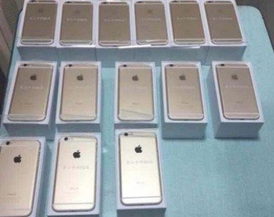 Tỷ phú Trung Quốc tặng iPhone 6 cho toàn bộ bạn học cũ