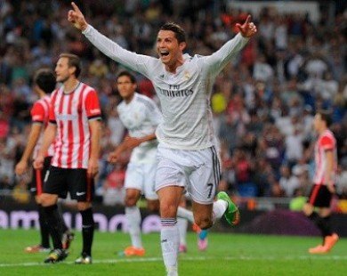 Ronaldo bùng nổ, cân bằng kỷ lục hat-trick của các huyền thoại