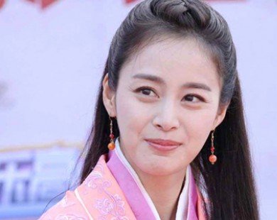 Kim Tae Hee già nua trong phim Trung Quốc
