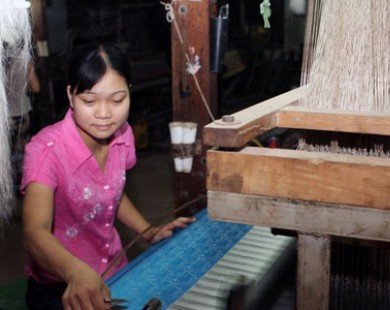 Sản phẩm làng nghề truyền thống Hà Nội lao đao tìm chỗ đứng