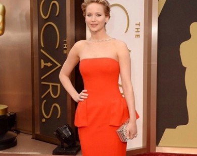 12 khoảnh khắc thời trang đáng giá của Jennifer Lawrence