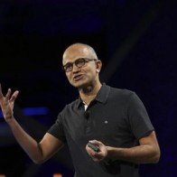 Bị sa thải, CEO Microsoft vẫn đút túi hơn 80 triệu USD