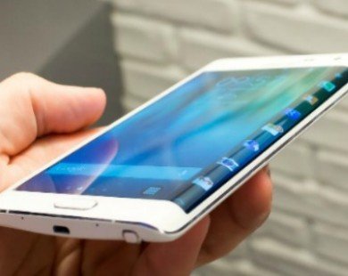 Samsung Galaxy Note Edge có giá lên tới 26 triệu đồng