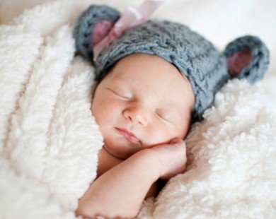 2 sai lầm có thể gây chết trẻ khi cho bé ngủ mùa đông