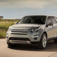 Rất nhiều khách hàng quan tâm đến Land Rover Discovery Sport 2015