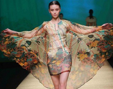 Nhiều thiết kế độc đáo tại tuần lễ thời trang Trung Quốc