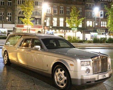 Xe tang siêu sang Rolls-Royce Phantom có diện mạo như thế nào?