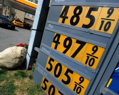 Giá dầu tại Mỹ giảm xuống mức thấp nhất trong nhiều năm