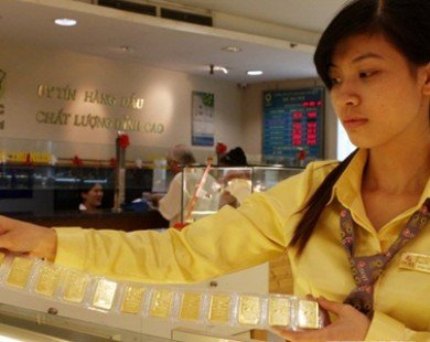 Giá vàng tăng nhẹ vẫn cao hơn giá thế giới 5 triệu đồng mỗi lượng