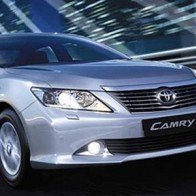 Mắc lỗi khiến xe mất lái, Toyota triệu hồi Camry