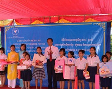 Trường Tiểu học Hữu nghị Khmer-Việt Nam khai giảng năm học mới