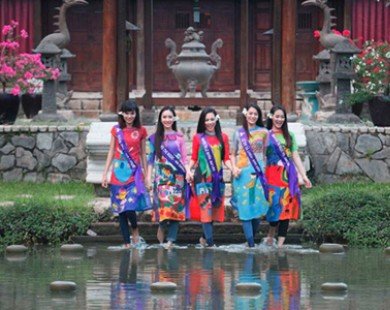Top 16 thí sinh Hoa khôi Áo dài mặc đồ do trẻ mẫu giáo thiết kế