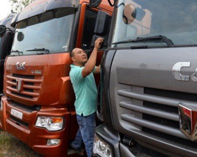 Xe tải Trung Quốc tràn vào Việt Nam