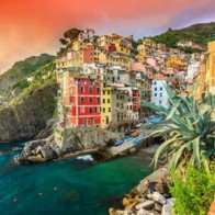 Lạc vào thế giới thần tiên với các thành phố bên vách đá