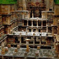 Kỳ thú với ngôi đền kỳ lạ có kiến trúc ngược ở Ấn Độ