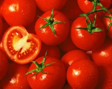 Trị hôi nách siêu hiệu quả với cà chua