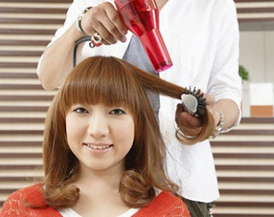 Mẹo giúp bạn cải thiện mái tóc mỏng