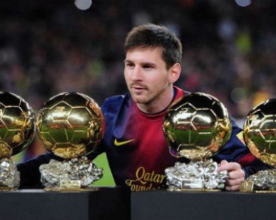 Messi: Kỷ lục khó cứu nổi Bóng vàng