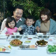 Ốc thả kéo cả nhà đến coi