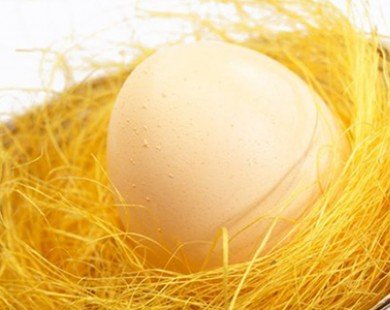 Trị rụng tóc nhanh nhất trong mùa đông với trứng gà