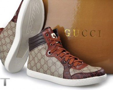 Italy thu giữ hàng nghìn sản phẩm giày Gucci bị làm nhái