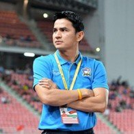 HLV Kiatisuk quyết lập 2 kỷ lục với ĐT Thái Lan