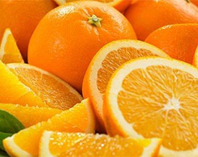 Trắng da đơn giản với trái cam