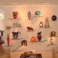 Thiết kế những giá đỡ bằng kính lạ mắt cho ngôi nhà bạn