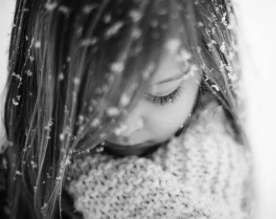Hà Nội chật chội nhớ thương tìm nắng mải miết giữa mùa đông lạnh căm căm...