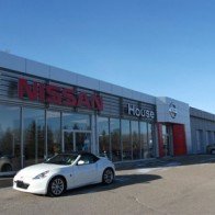 Nissan báo lỗi khoảng 470.000 xe vì vấn đề rò rỉ nhiên liệu