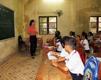 Thừa Thiên - Huế: Học sinh vùng trũng mơ ước có phòng học kiên cố