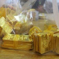 Ngăn “tiền bẩn” đổ vào gom vàng