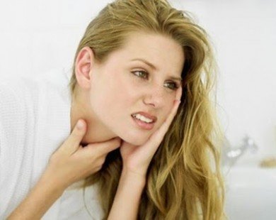 Tuyệt chiêu làm giảm ngứa cổ họng cực hiệu quả