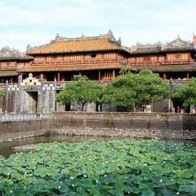 TT-Huế đón 10.000 lượt khách du lịch đến tham quan Cố đô Huế