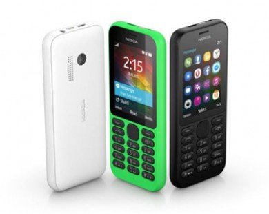 Tại sao Microsoft ra Nokia 215 pin chờ 29 ngày?