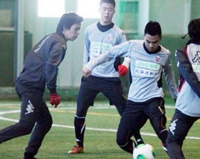 Cầu thủ Việt Nam liên tục lỡ cơ hội ra nước ngoài thi đấu