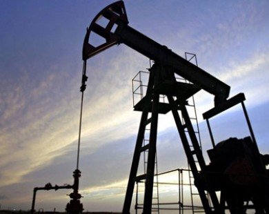 Giá dầu tạm ngưng đà giảm sau nhiều phiên 