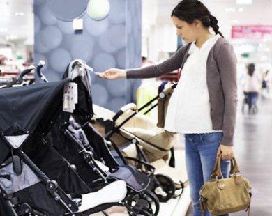 Những sai lầm mẹ bầu dễ mắc phải khi mua sắm trước sinh