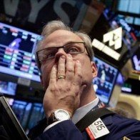 Chứng khoán Mỹ, châu Âu biến động trước động thái từ IMF và ECB