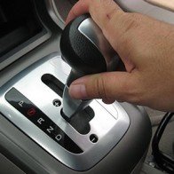 3 bước xử lý khi xe điên đột ngột tăng tốc