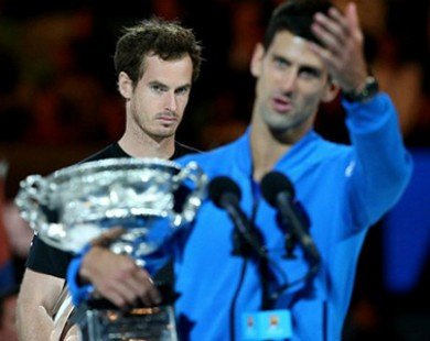 Djokovic 3 lần hạ Murray: Nhà vua và gã khờ
