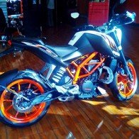 KTM 390 Duke 2015: Nâng cấp "không kèn, không trống"