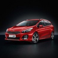 Kia trình làng dòng xe cee'd GT Line với thiết kế cao cấp
