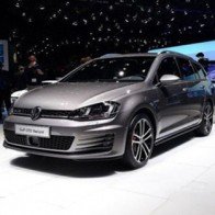 Cận cảnh phiên bản xe du lịch Volkswagen Golf GTD mới