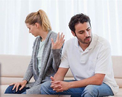 5 điều ngớ ngẩn thường khiến các cặp vợ chồng tranh cãi