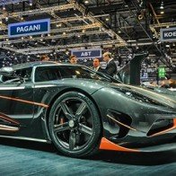Koenigsegg bất ngờ lộ thông tin về xe 4 cửa